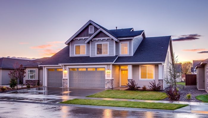house, garage, driveway-1867187.jpg